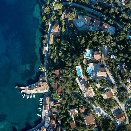 Longós Pangolas Apartments Paxos מראה חיצוני תמונה