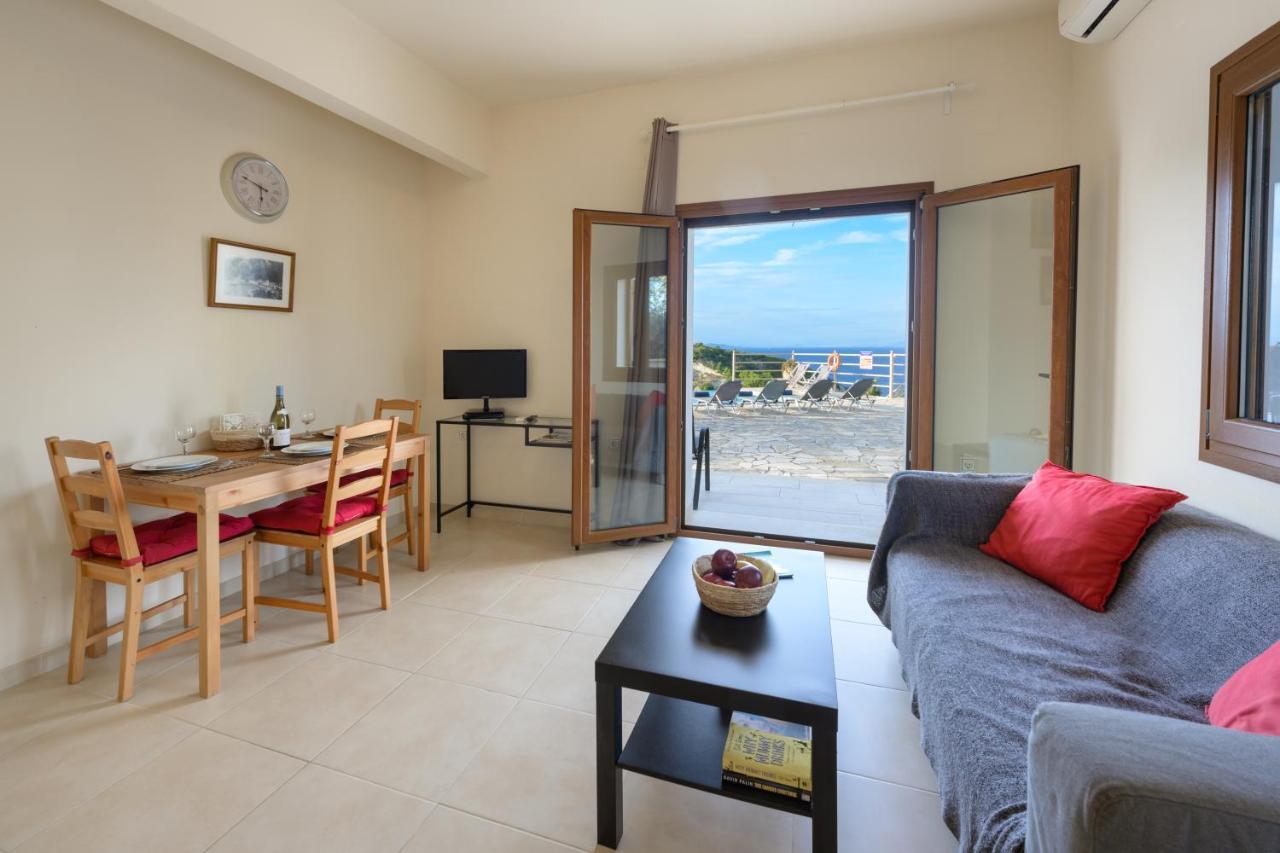 Longós Pangolas Apartments Paxos מראה חיצוני תמונה