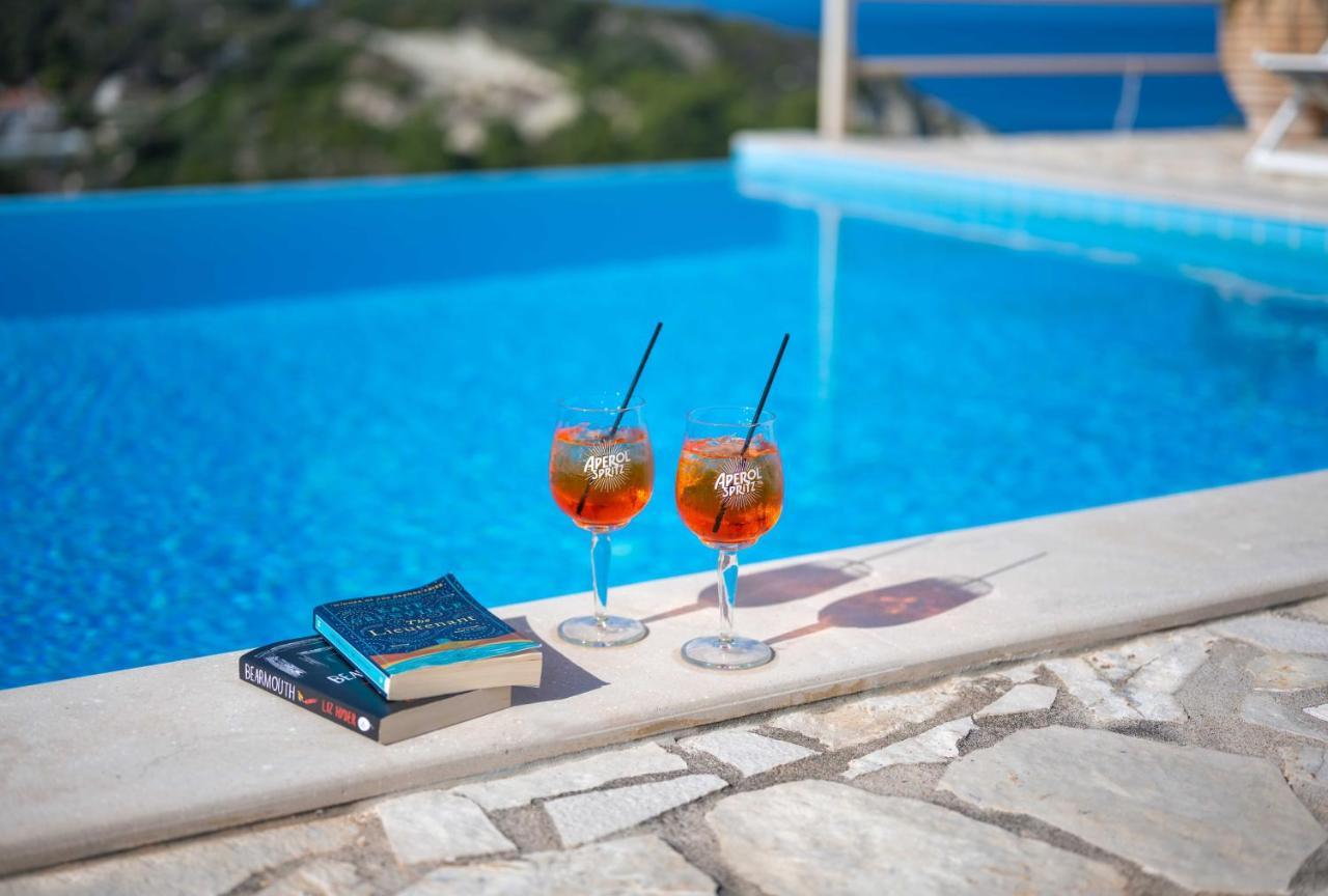 Longós Pangolas Apartments Paxos מראה חיצוני תמונה