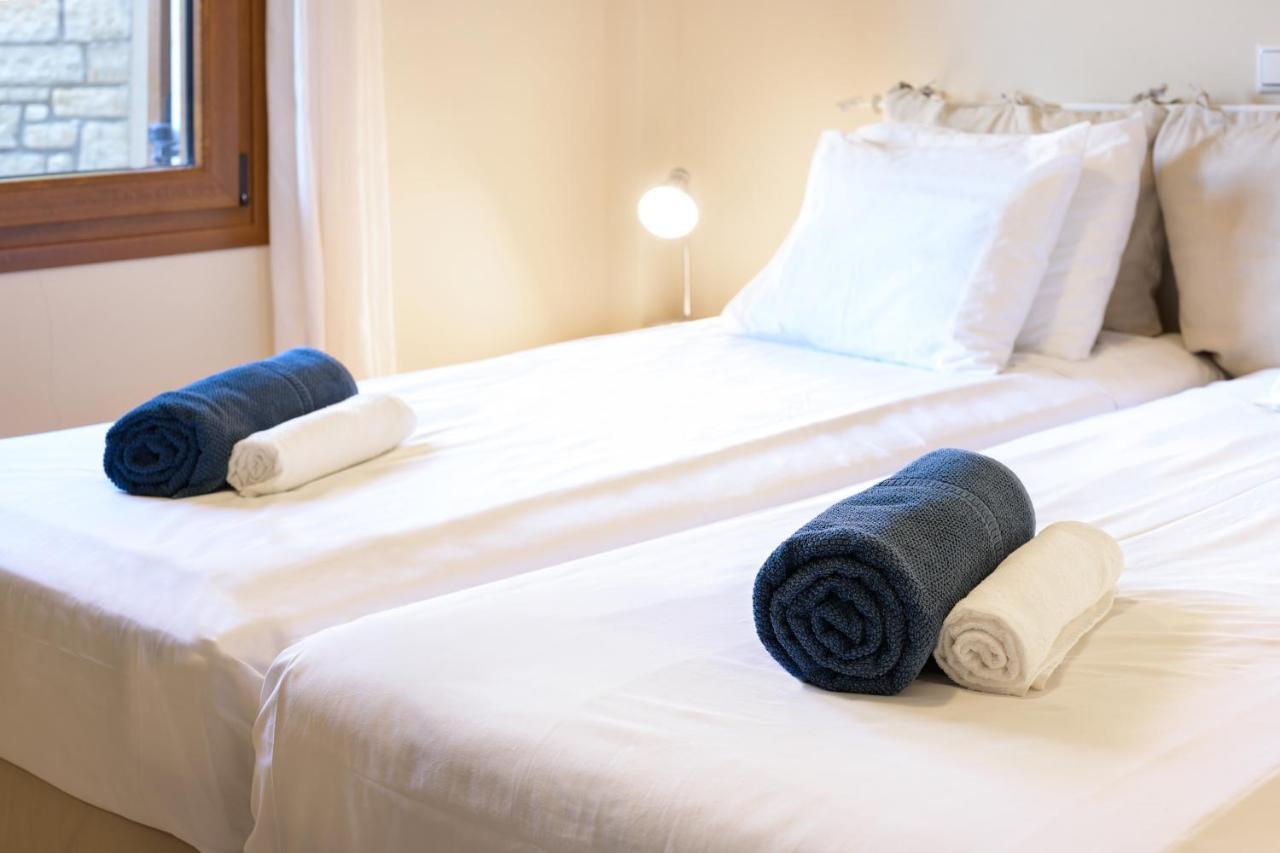 Longós Pangolas Apartments Paxos מראה חיצוני תמונה