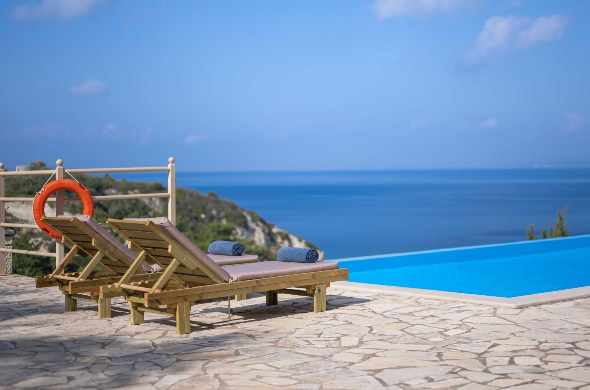 Longós Pangolas Apartments Paxos מראה חיצוני תמונה